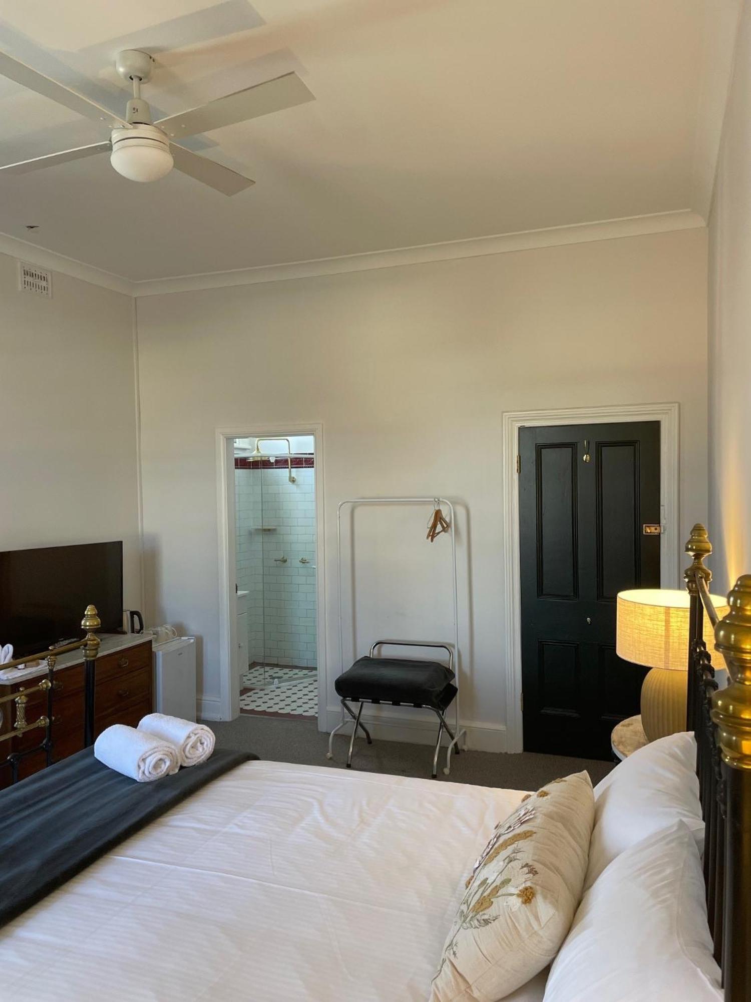 The Bolt Inn Uralla Екстер'єр фото